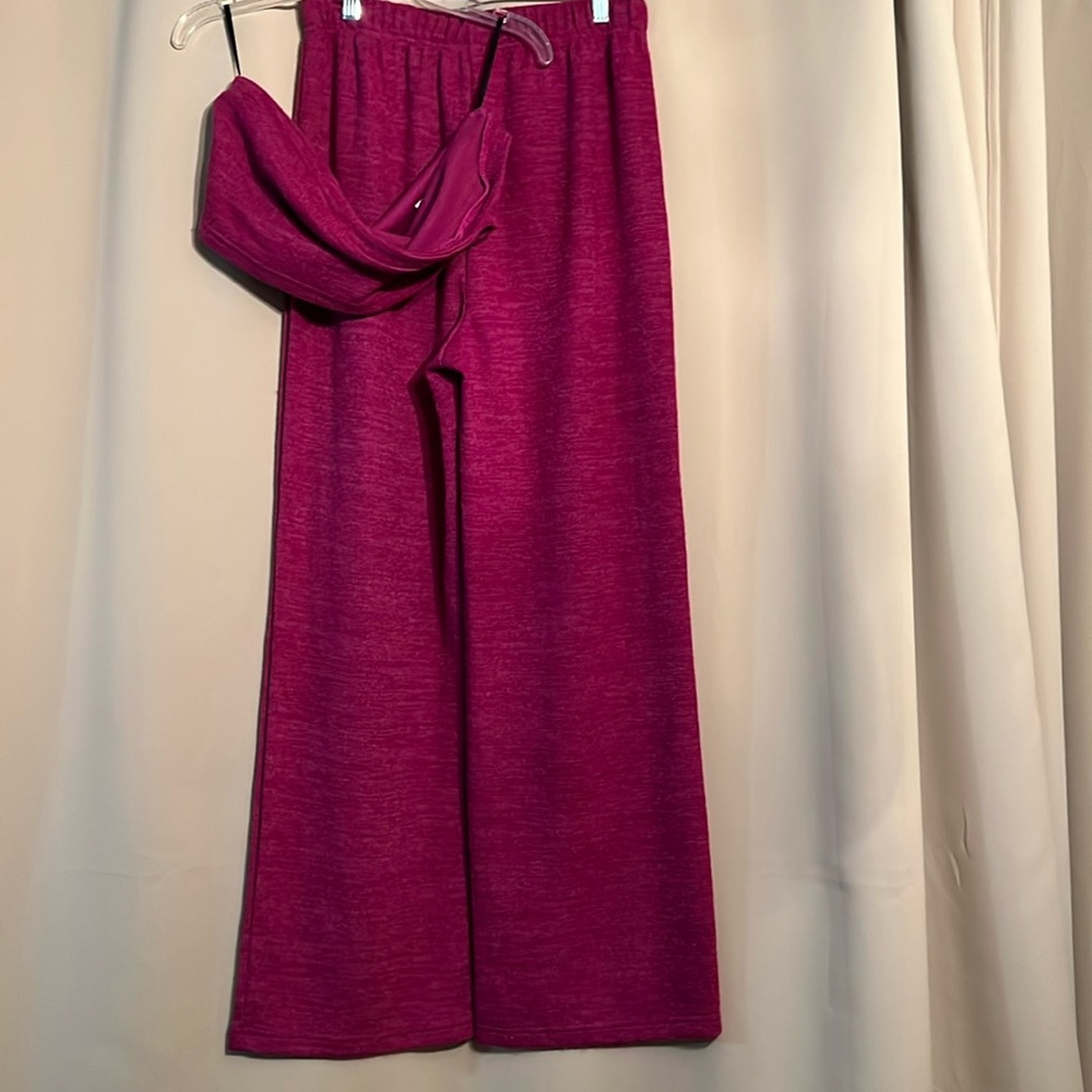 SHEIN two piece halter top and wide leg sweater set women’s hot pink size L